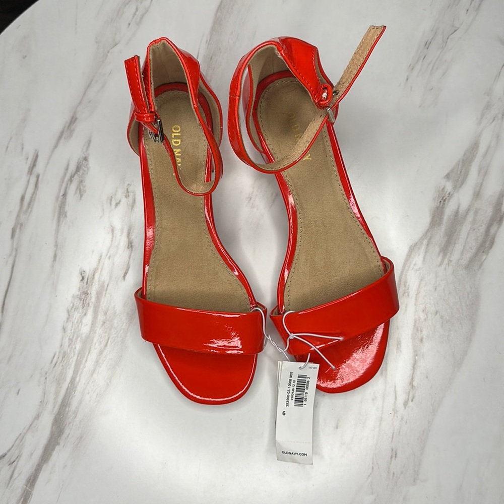 Old Navy | Red thick kitten heels | Size 6